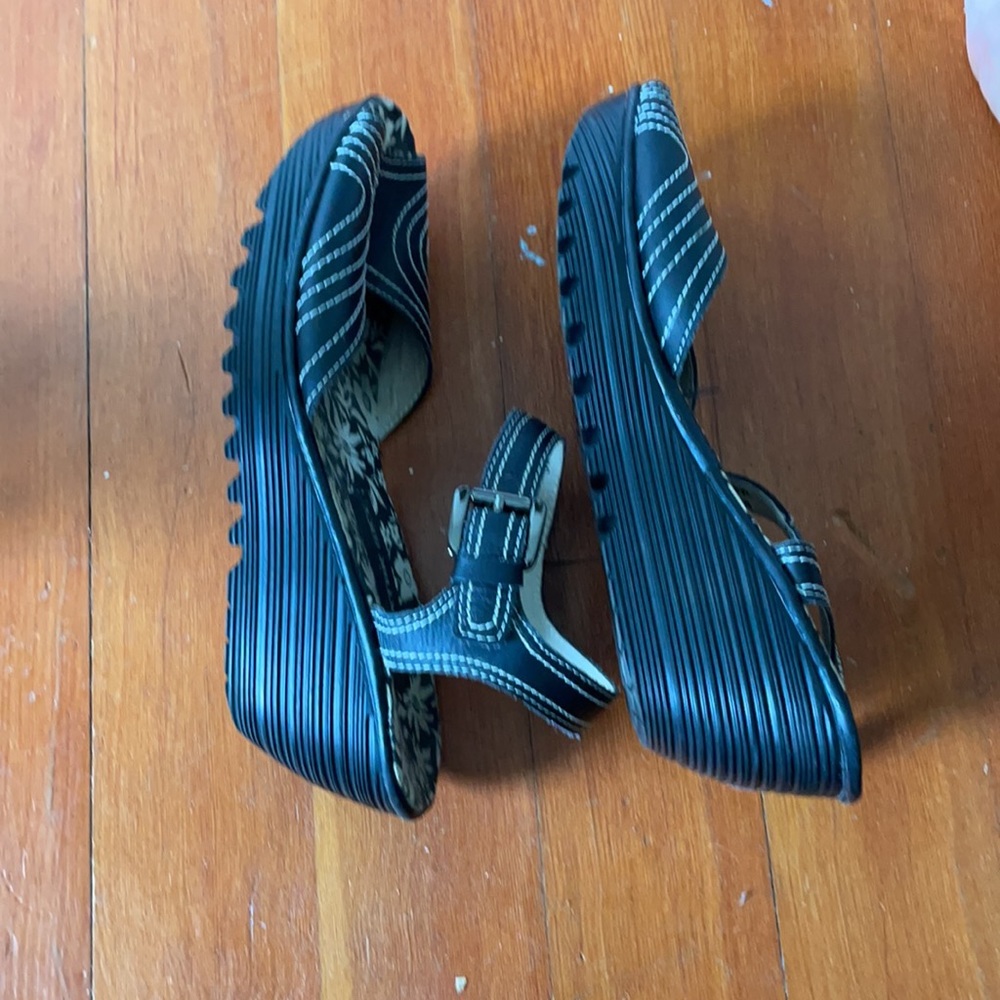 Bernie Mev Wedges View 2